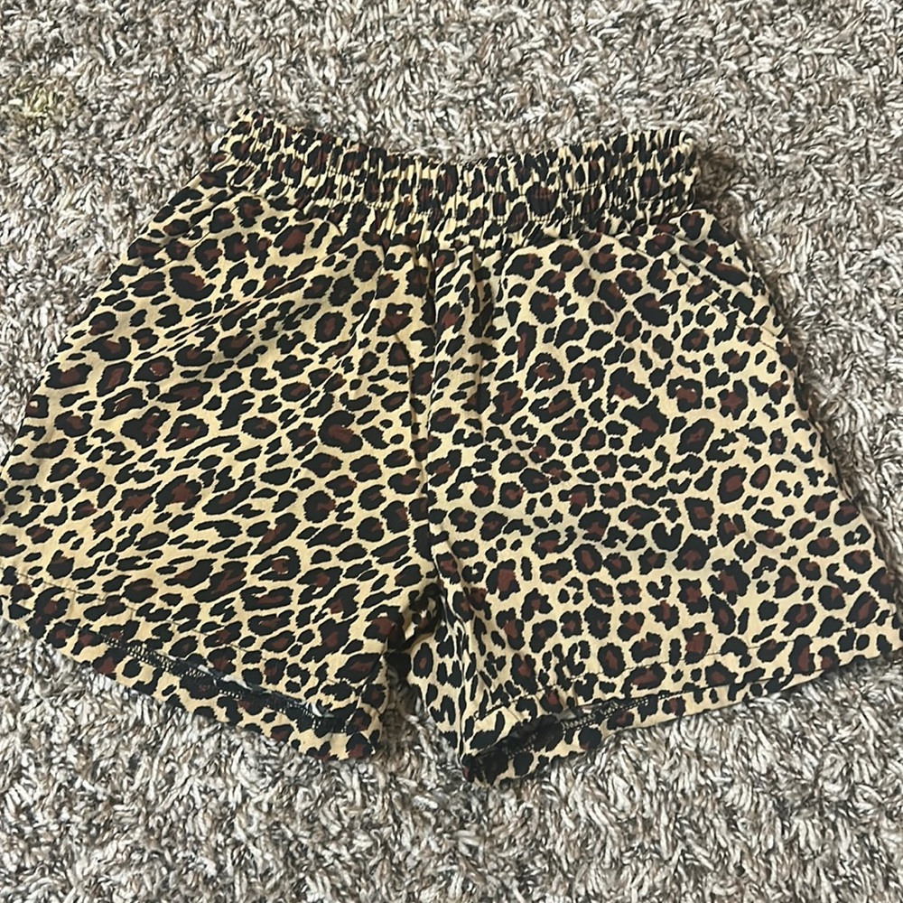 Leopard girls shorts - Picture 1 of 4